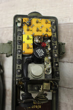 Load image into Gallery viewer, Israeli Army Signal Corps Radio Receiver-Transmitter - RT-196B / PRC-6A (#2)