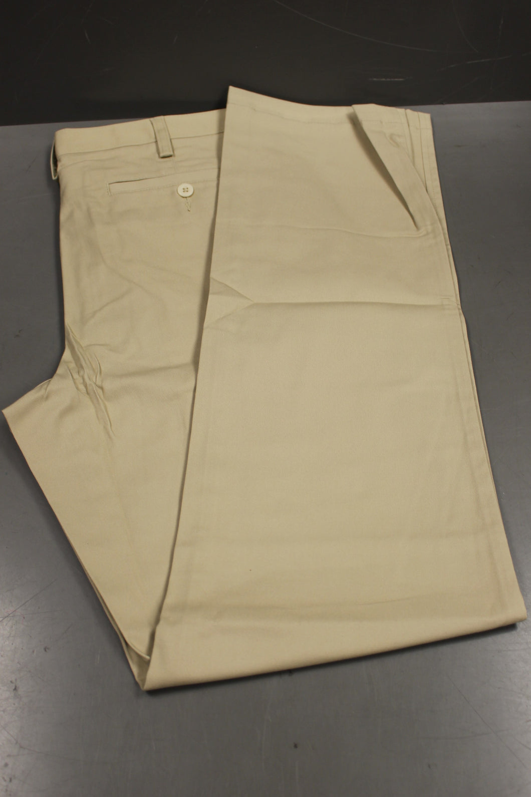 Lands' End Outfitters Men's Traditional Plain Khaki Chino Pants - Size: 38MR - New