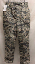 Load image into Gallery viewer, USAF Women&#39;s Utility Trousers, Digital Tiger, 10S, NSN 8410-01-598-7273, New