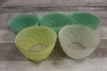 Load image into Gallery viewer, Set Of 5 Vintage Glass Serving Bowl Dishes Set - Multicolor - Used