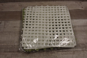 4-Pack Interlocking Rubber Floor Tiles Heart Shaped Bathroom Pool -Green -New