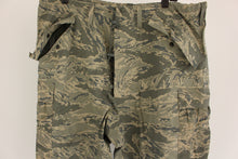 Load image into Gallery viewer, USAF APECS Trousers, Size: X-Large Regular, NSN: 8415-01-547-3084