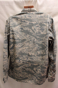 USAF Men's Utility Coat, Digital Tiger, Size: 42R, NSN: 8415-01-536-4583, New!