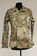 Load image into Gallery viewer, US Military OCP Combat Uniform Coat - 8415-01-623-5174 - Small X-Short - New
