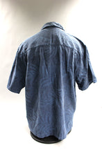 Load image into Gallery viewer, Jamaica Jaxx Men&#39;s Button Up Hawaiian Shirt Size L -Blue -Used