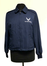 Load image into Gallery viewer, US DSCP AF Air Force Men&#39;s Blue Lightweight Jacket with Logo - 42XL - Used