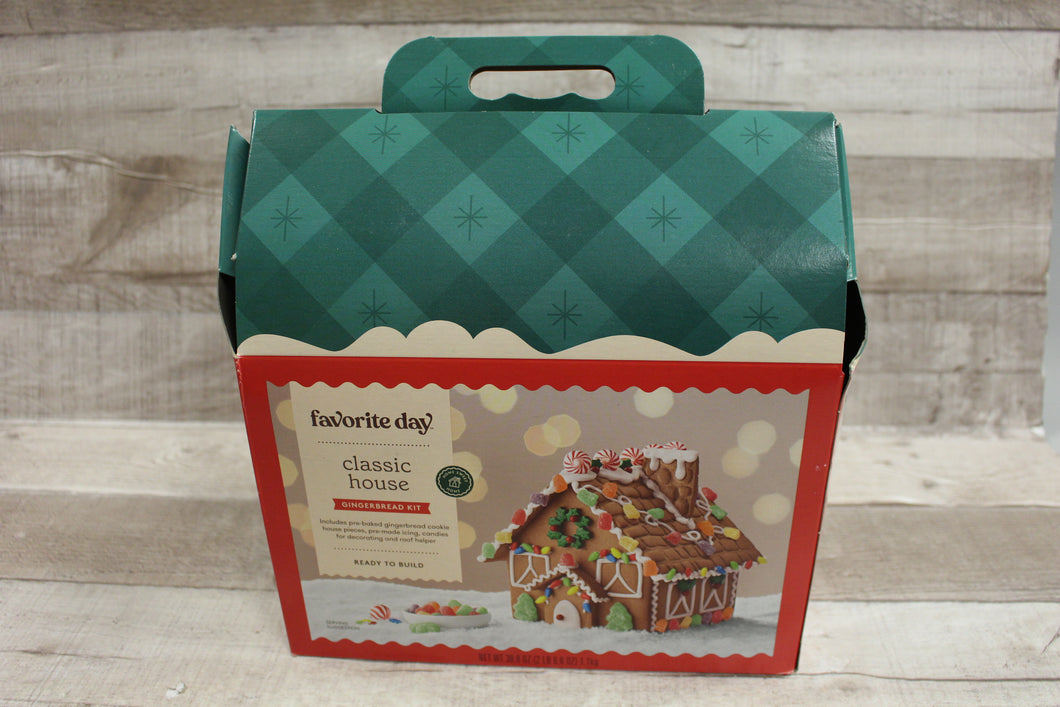 Target Favorite Day Classic Ginger House Gingerbread Kit -New