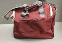 Load image into Gallery viewer, REVO Twist 16 in Boarding Tote - Maroon - Used