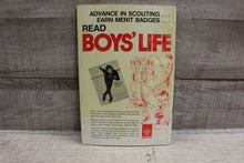 Load image into Gallery viewer, Boy Scouts Of America Merit Badge Series: Motorboating -Used