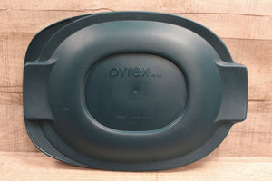 Pyrex Corning for Ovens Glass Baking Dish Pan Roaster with Plastic Lid - Green