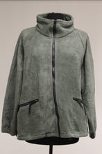 Load image into Gallery viewer, FREE System A Extreme Weather Outer Layer Jacket - Size: Large Short