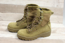 Load image into Gallery viewer, Altama Gore-Tex Army Combat Boots, Size: 4.5W, 8430-01-632-2507, Coyote, New