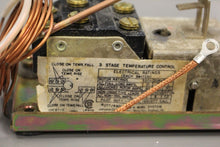 Load image into Gallery viewer, Johnson Controls Thermostatis Switch, NSN 5930-00-551-0458, P/N A36AGA-9C